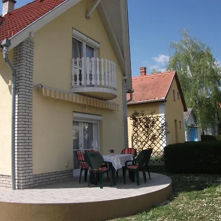 Mit Terrassen- Balkonen Sowie Parkplatz By Interhome Prázdninový dům Dombóvár